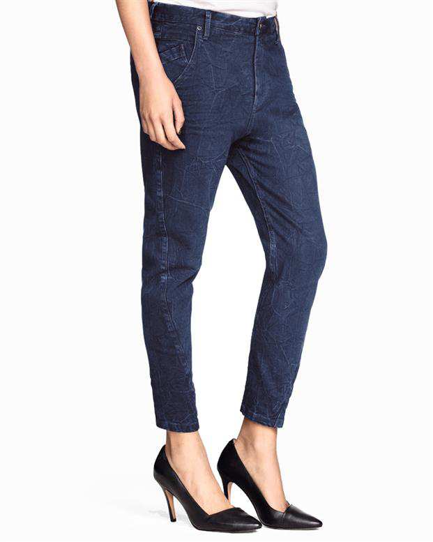 شلوار جین زنانه مام استایل سرمه‌ای H&M